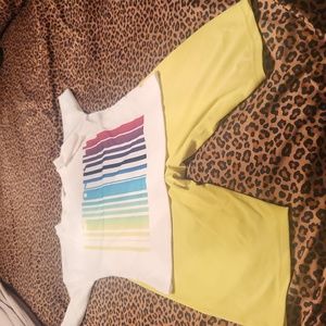 2 piece shirt leggings and t shirt size med